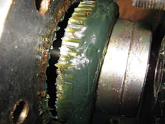This image shows good coupling coverage and adequate grease consistency. This image shows good coupling coverage and adequate grease consistency.